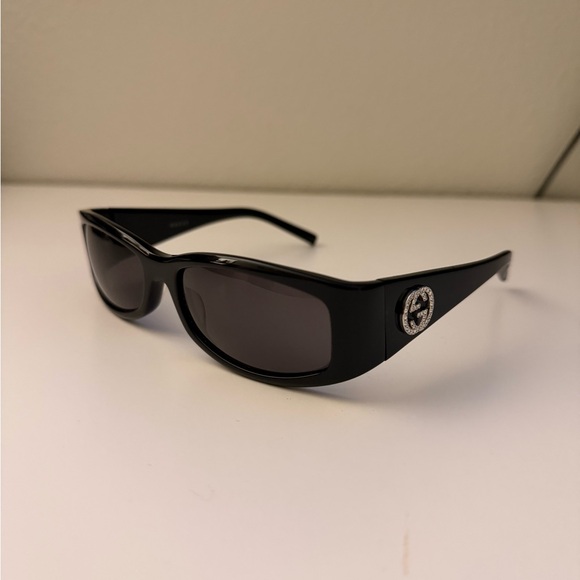 Gucci Black Sunglasses with Silver Accents - Picture 2 of 8